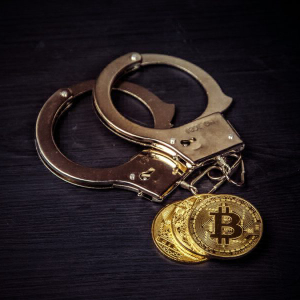 Unusual Bitcoin outflows from Huobi following COO’s arrest