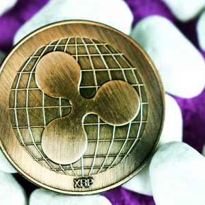 XRP surges by over 4% in an hour; many speculate American Express’ mention of Ripple as reason