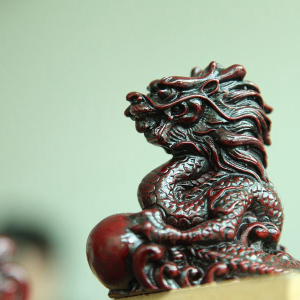 Taming the Chinese Dragon: Movement and Communication attacked; regulation vows to cripple industry