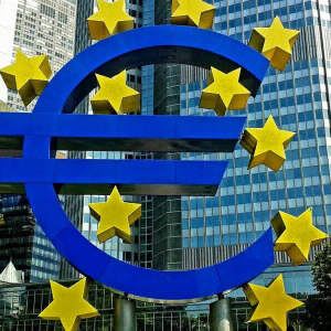Digital Euro could be ECB's step towards a cashless society