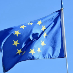 European Union Mulls Launching Its Own Bank-Issued Cryptocurrency