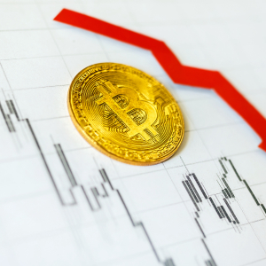 Bitcoin Price Plunges $400 Overnight But Clings to $5K Support
