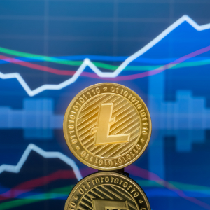 Litecoin Breaks Away From BTC – Up 33% In a Week on Halving FOMO
