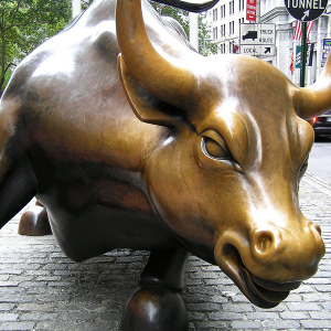 Bloomberg Researchers Bullish on Bitcoin, Demand Points To $12,000