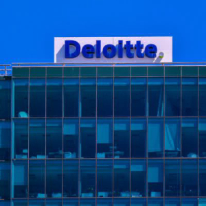 New Deloitte Survey Finds Over 70% of Executives Are ‘Blockchain Experts’