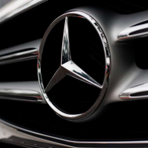 Mercedes-Benz Goes Full Throttle With Blockchain Adoption