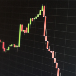 Bitcoin SV (BSV) Price Flash Crashes to $44 on BitFinex, Triggers Price Manipulation Fears