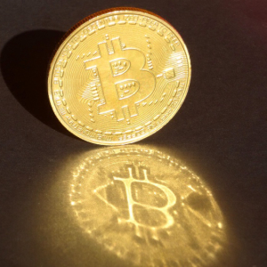 VanEck's Quasi Bitcoin ETF Not a Game Changer: Economist