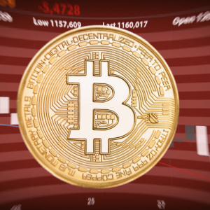 Bitcoin Breaks Below $9,000 Signaling a Further Decline