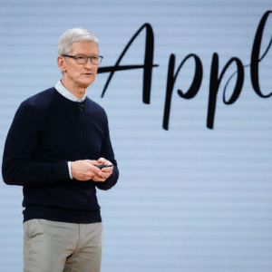 Apple’s Retail Chief Calls it Quits – Will Her Shocking Departure Throw Tim Cook’s Successsion Race Wide Open?