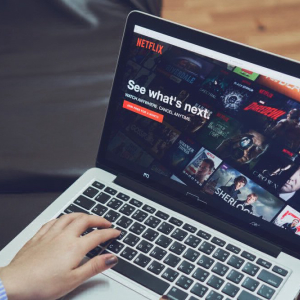 Netflix Shares Have Risen Every Session of 2019 – 35% up and on a Winning Streak