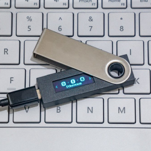 Crypto Wallet Maker Ledger Partners with Neufund to Create Security Token Platform