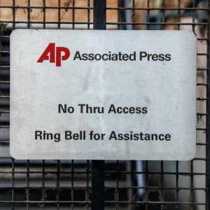 News Giant Associated Press Partners Blockchain Journalism Startup Civil