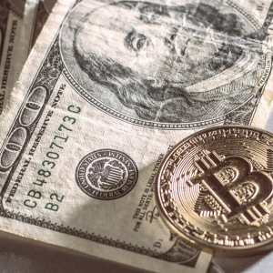 Bitcoin Price Dips to $6,950 Despite Crypto Foray by NYSE and Starbucks,