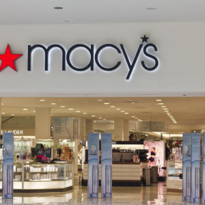 Macy’s and American Airlines Shares Fall, Dow Jones Holds on