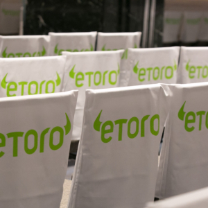 eToro Adds Insolvency Insurance Policy – Crypto Users Not Included