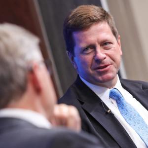 SEC’s Clayton Says Payment Inefficiencies Are Boosting Bitcoin’s Rise