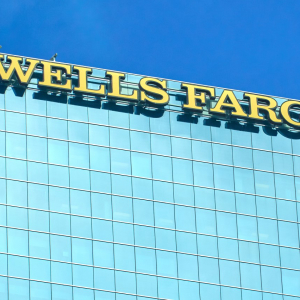 Wells Fargo to Pilot Dollar-Linked Crypto for Internal Settlement