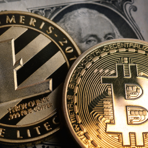Bitcoin Struggles for Price Gains As Litecoin Hits 13-Month high