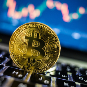 Above $7K: Bitcoin Price Pushes Higher In Break Past Resistance