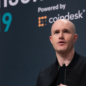 Coinbase Offers Severance Package to Employees Unsatisfied With ‘Apolitical’ Mission