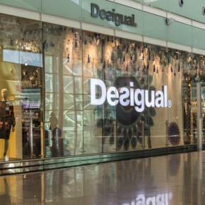 Fashion Brand Desigual Turns to Blockchain Tech for Supply Chain Visibility