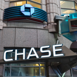 Chase Bank to Refund 95% of $2.5M It Allegedly Overcharged Crypto Buyers