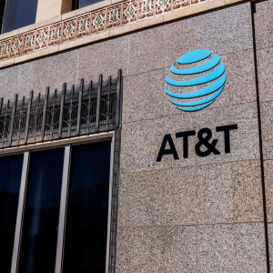 Crypto Exec’s $1.8M SIM-Swap Lawsuit Has ‘Critical Holes,’ Says AT&T
