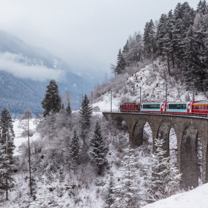Swiss Railway Tests Blockchain Identities for Workplace Safety Boost