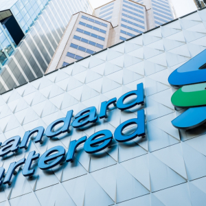 Standard Chartered Bank to Launch Crypto Trading for Institutional Investors: Sources