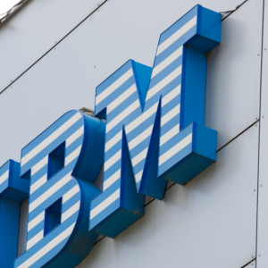 IBM Blockchain to Offer Decentralized Smart Contract Option