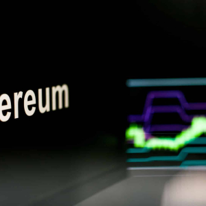 Analysts Eye Doubling of Ethereum Prices When Staking Takes Off
