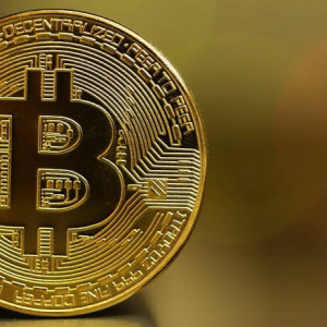 Nearly 50% of Financial Professionals Believe Bitcoin Will Outperform S&P 500 in 2020