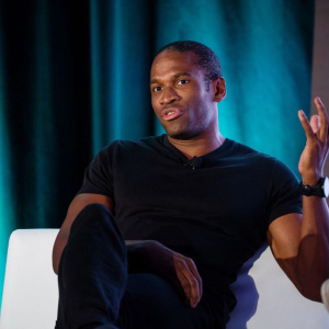 BitMex CEO Arthur Hayes says Bitcoin will nosedive as Chinese new year approaches.