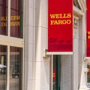 Wells Fargo Requests $1 Million from New Clients for Mortgage Refinancing