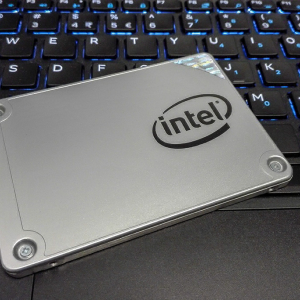 Intel (INTC) Stock Down 5% in Pre-market as Apple Plans to Make Its Own Mac Chips by 2021