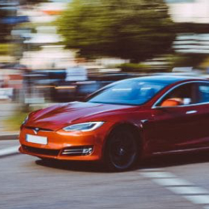 Elon Musk Announces that Tesla Is ‘Very Close’ to Autonomous Driving Technology