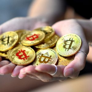 Spending Just $1 on Bitcoin Every Day Since 2015 Could Have Made You Rich