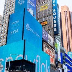 Snowflake Goes Public, SNOW Stock Price Jumps 111% in IPO