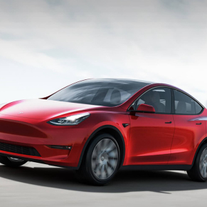 TSLA Stock Down 0.3%, Elon Musk Confirms Tesla 7-Seater Model Y Will Be Ready in 2020