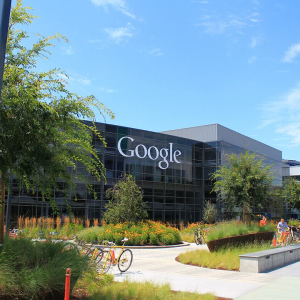 Alphabet (GOOGL) Stock Price Down 1% Now as Google Works on Its New Smart Debit Card