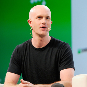 Coinbase CEO Brian Armstrong Secures Patent for Sending Bitcoins via Email