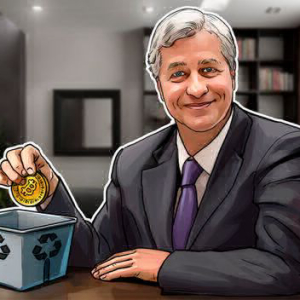 JPMorgan CEO Jamie Dimon Returns to Bitcoin Bashing, Calls Cryptocurrency a ‘Scam’