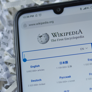 Did Ripple Scrub CEO Brad Garlinghouse’s Wikipedia Page of Controversies?