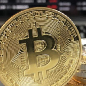 Longtime Bitcoin Bear Says Recent Surge May See It Surpass $8,000