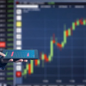 Coinbase Sees Trading Volume Drop Over 80% as Binance, OKEx Grow