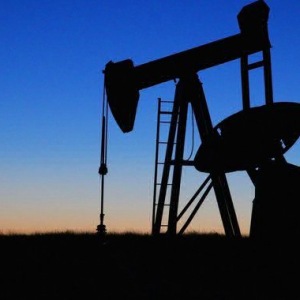 Oil Futures Plummeted, Will Bitcoin Suffer the Same Fate?