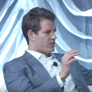 Bitcoin Goes Up 2.6% After Winklevoss Twins Help Dave Portnoy Buy $200K of BTC