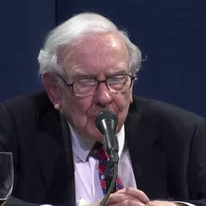 Jim Cramer’s Takeaway From Buffett’s Comments at Berkshire’s Shareholders Meeting