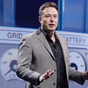 Analyst Calls Elon Musk a Charlatan and Terms Tesla Stock Worthless